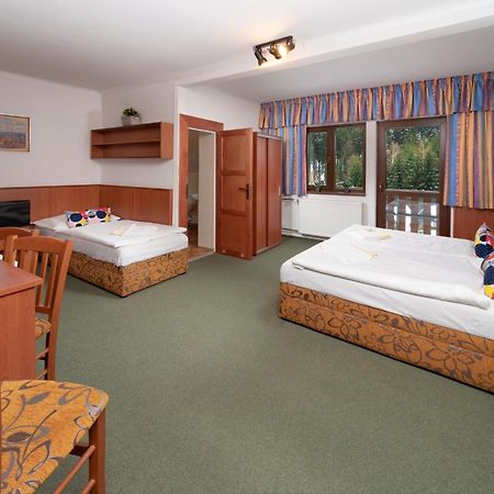Hotel Maredis Rero Корженов Экстерьер фото